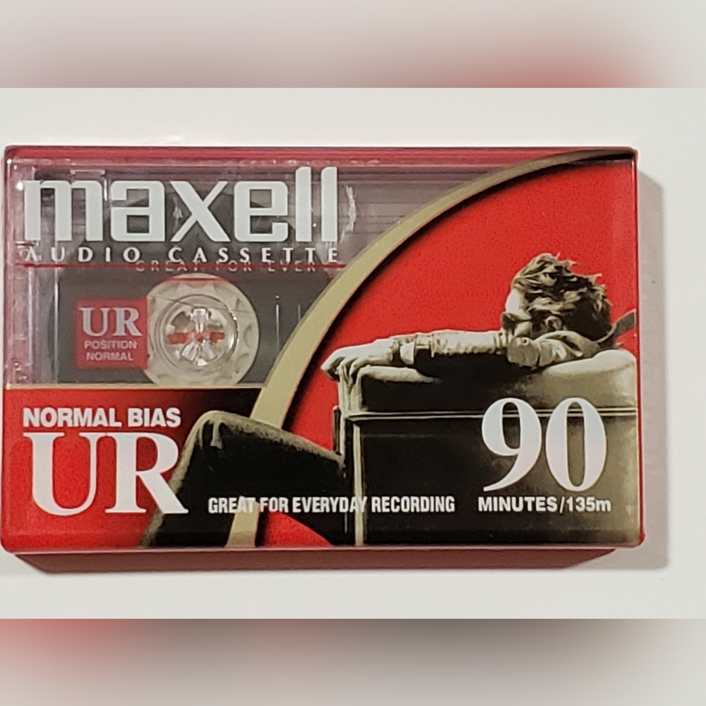 Blank Cassette Maxell UR90 Audio Cassette Tape 90 Minutes New and Sealed Vintage